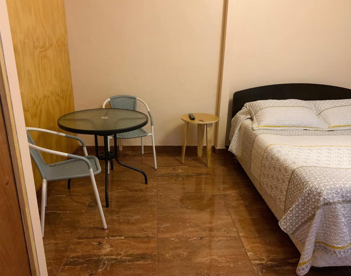 אנטופגסטה Hostal Iria מראה חיצוני תמונה