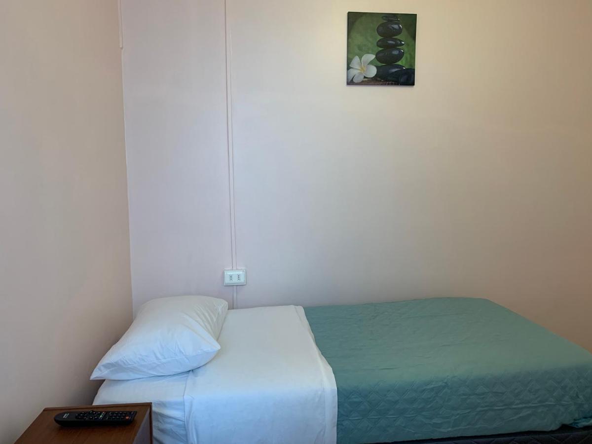 אנטופגסטה Hostal Iria מראה חיצוני תמונה