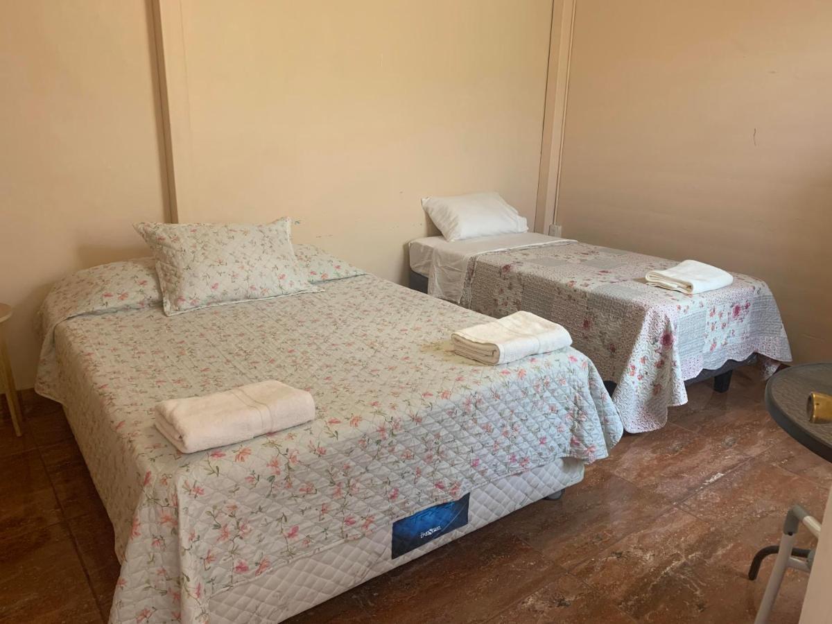 אנטופגסטה Hostal Iria מראה חיצוני תמונה