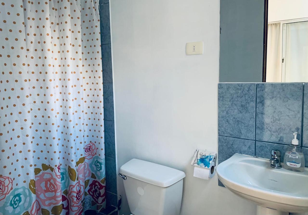 אנטופגסטה Hostal Iria מראה חיצוני תמונה