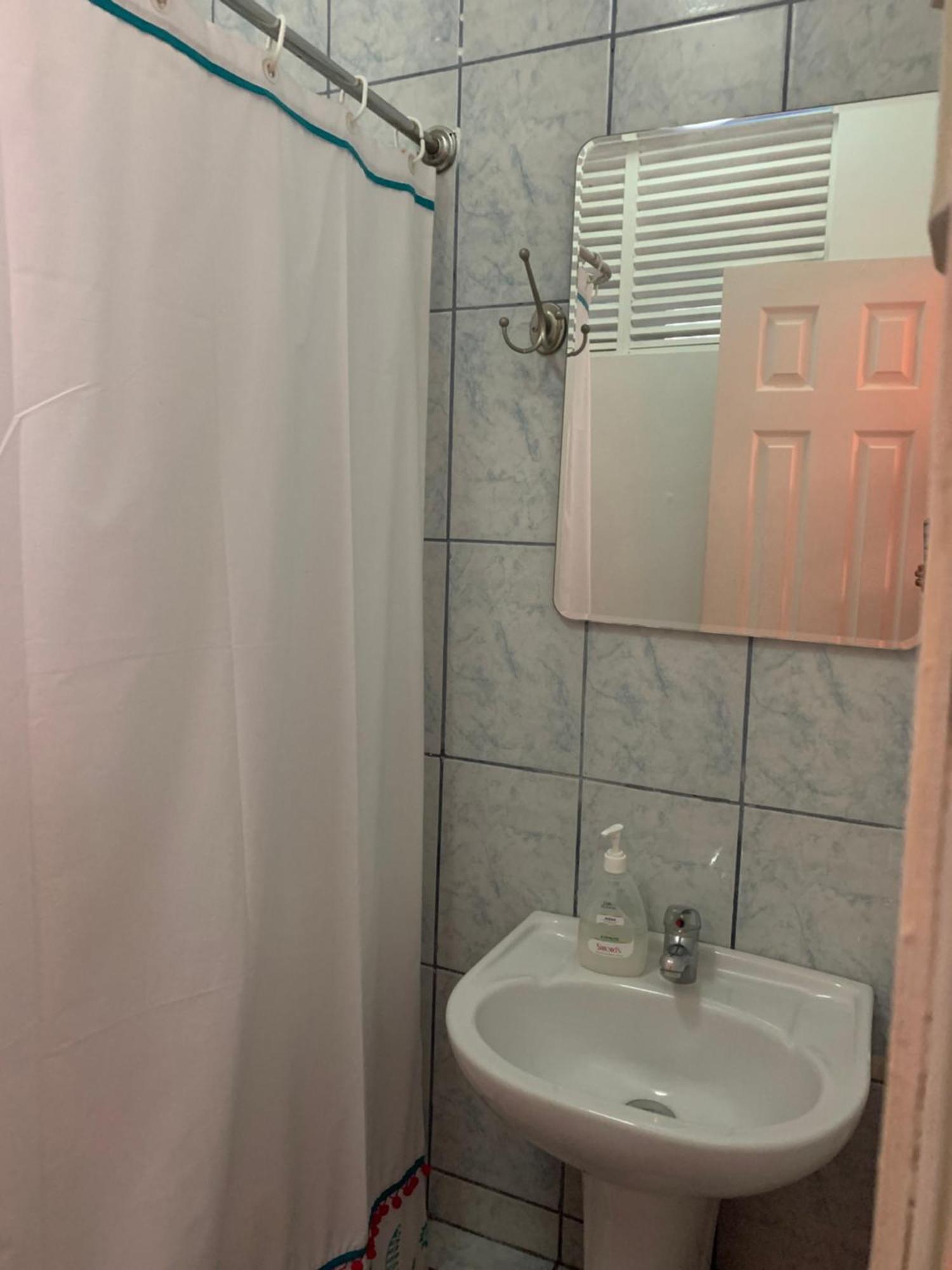 אנטופגסטה Hostal Iria חדר תמונה